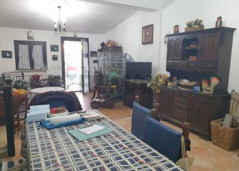 Sala da pranzo - Semi-detached house via del parco
 
26, Ardea - photo 18