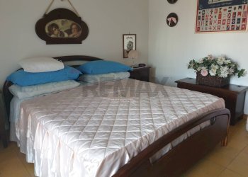 Camera / camera da letto - Semi-detached house via del parco
 
26, Ardea - photo 32