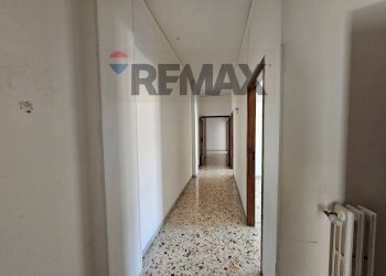 Hall / corridoio - Apartment Via Santa Margherita
 
36/H, Salerno - photo 13