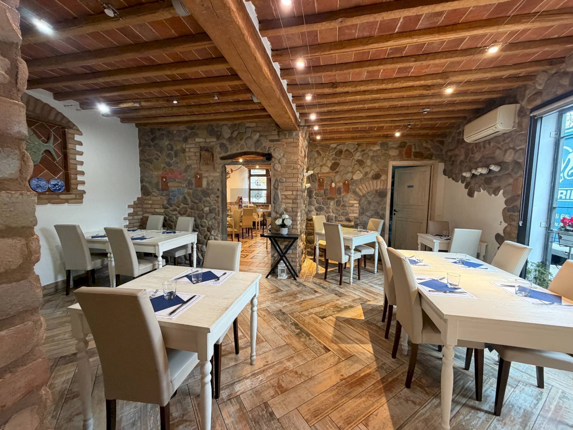 Sala da pranzo - Attività Commerciale Campi Bisenzio - foto 3