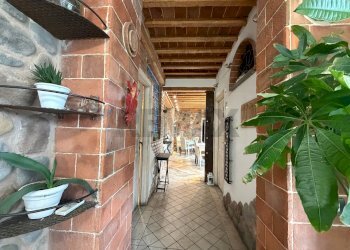 Hall / corridoio - Attività Commerciale Campi Bisenzio - foto 5