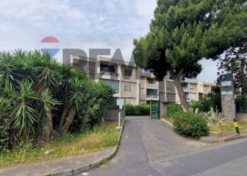 Edificio all\'aperto - Apartment Viale Castagnola
 
9, Catania - photo 1