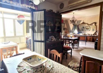 Sala da pranzo - Apartment Viale Castagnola
 
9, Catania - photo 15