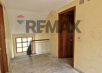 Hall / corridoio - Apartment Viale Castagnola
 
9, Catania - photo 41