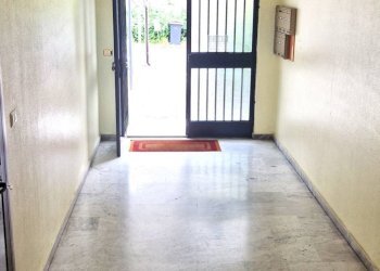 Hall / corridoio - Apartment Viale Castagnola
 
9, Catania - photo 43