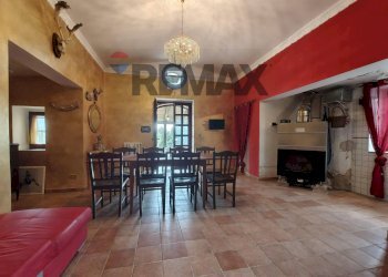 Sala da pranzo - Semi-detached house Contrada Stinco, Mattinata - photo 25