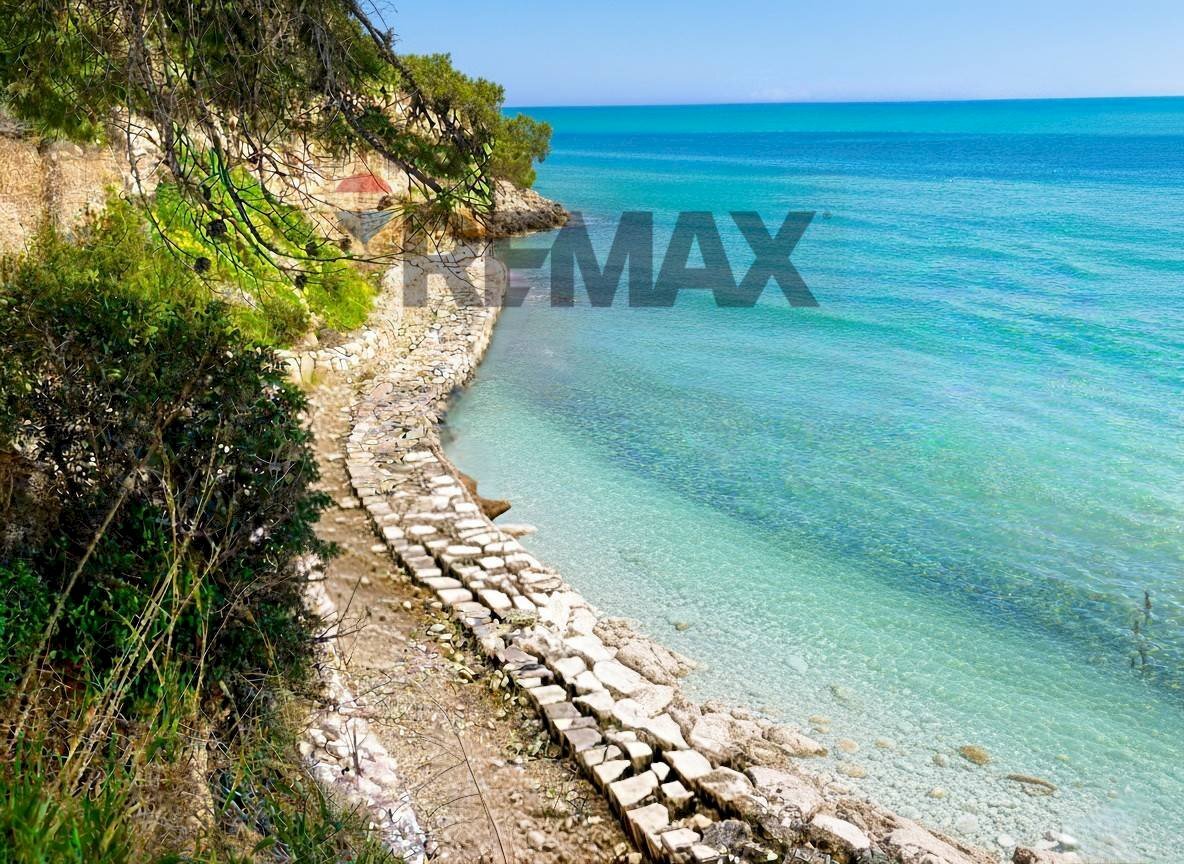 Vista dell\'acqua - Terreno agricolo Località Tor Di Lupo, Mattinata - foto 3