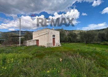 Casa all\'aperto - Terreno agricolo Località Tor Di Lupo, Mattinata - foto 11