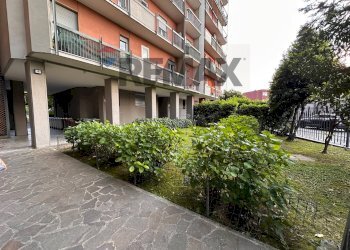 Edificio all\'aperto - Two-room apartment via Sirtori
 
4, Cinisello Balsamo - photo 17