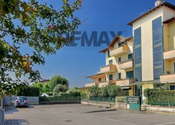 Edificio all\'aperto - Three-room apartment via Artigianato
 
55, Martinengo - photo 16