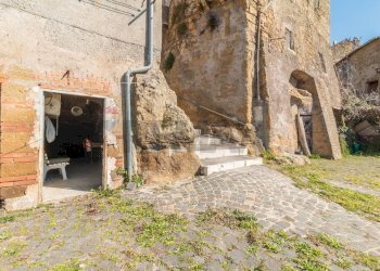 Casa all\'aperto - Trilocale Via del Fiore
 
101, Ischia di Castro - foto 18