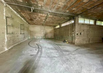Foto 1 - Box pomigliano d'arco via cosimo miccoli, Pomigliano d'Arco - photo 1