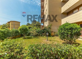 Edificio all\'aperto - Appartamento Via Fratelli Vivaldi
 
26, Sassari - foto 29