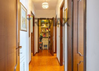 Hall / corridoio - Appartamento Via Fratelli Vivaldi
 
26, Sassari - foto 53