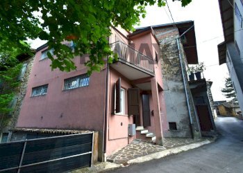Casa all\'aperto - Casa semi indipendente Strada Castello di Casola
 
23, Terenzo - foto 34
