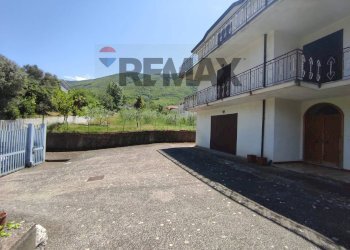 Terrazza - Casa indipendente Forchia - foto 6