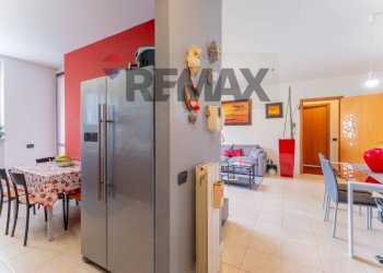 Cucina - Four-room apartment VIA UGO FOSCOLO
 
14, Tradate - photo 8