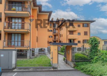 Edificio all\'aperto - Four-room apartment VIA UGO FOSCOLO
 
14, Tradate - photo 38