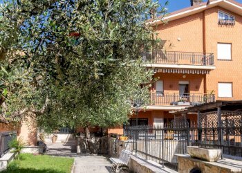 Edificio all\'aperto - Attic Via Piemonte
 
24, Guidonia Montecelio - photo 25