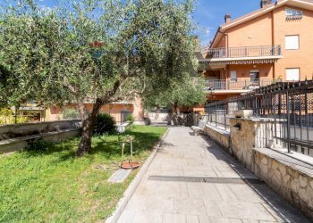 Edificio all\'aperto - Attic Via Piemonte
 
24, Guidonia Montecelio - photo 26