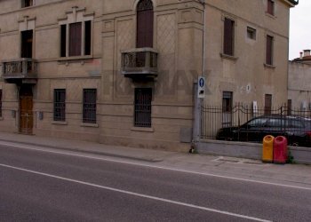 Edificio all\'aperto - Apartment via Roma
 
29, Borgo Veneto - photo 2