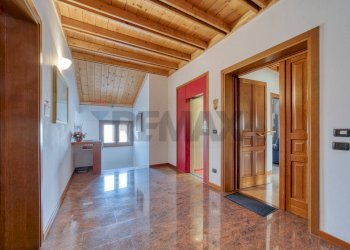 Hall / corridoio - Apartment via Roma
 
29, Borgo Veneto - photo 4