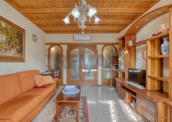 Soggiorno - Apartment via Roma
 
29, Borgo Veneto - photo 7