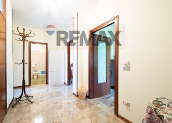 Hall / corridoio - Villa Parma - foto 26