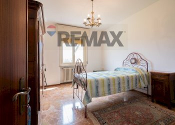 Camera / camera da letto - Villa Parma - foto 43