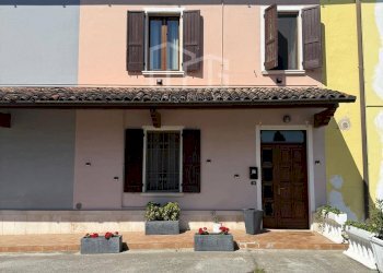 Foto 1 - Villa a Schiera CASCINA VERNICO
 
12, Gambara - foto 1