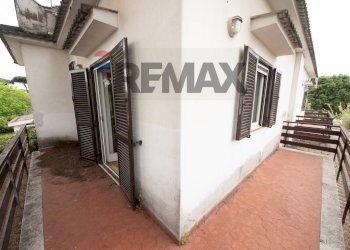 Balcone - Semi-detached house letizia in fiore
 
6, Anzio - photo 26