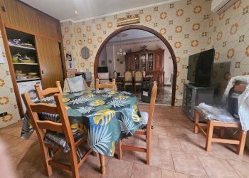 Sala da pranzo - Appartamento VIA Cecco Angiolieri
 
37, Bagheria - foto 1