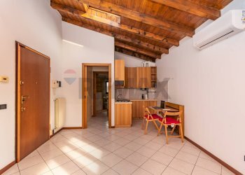 Foto 1 - One-room apartment Origgio - photo 1
