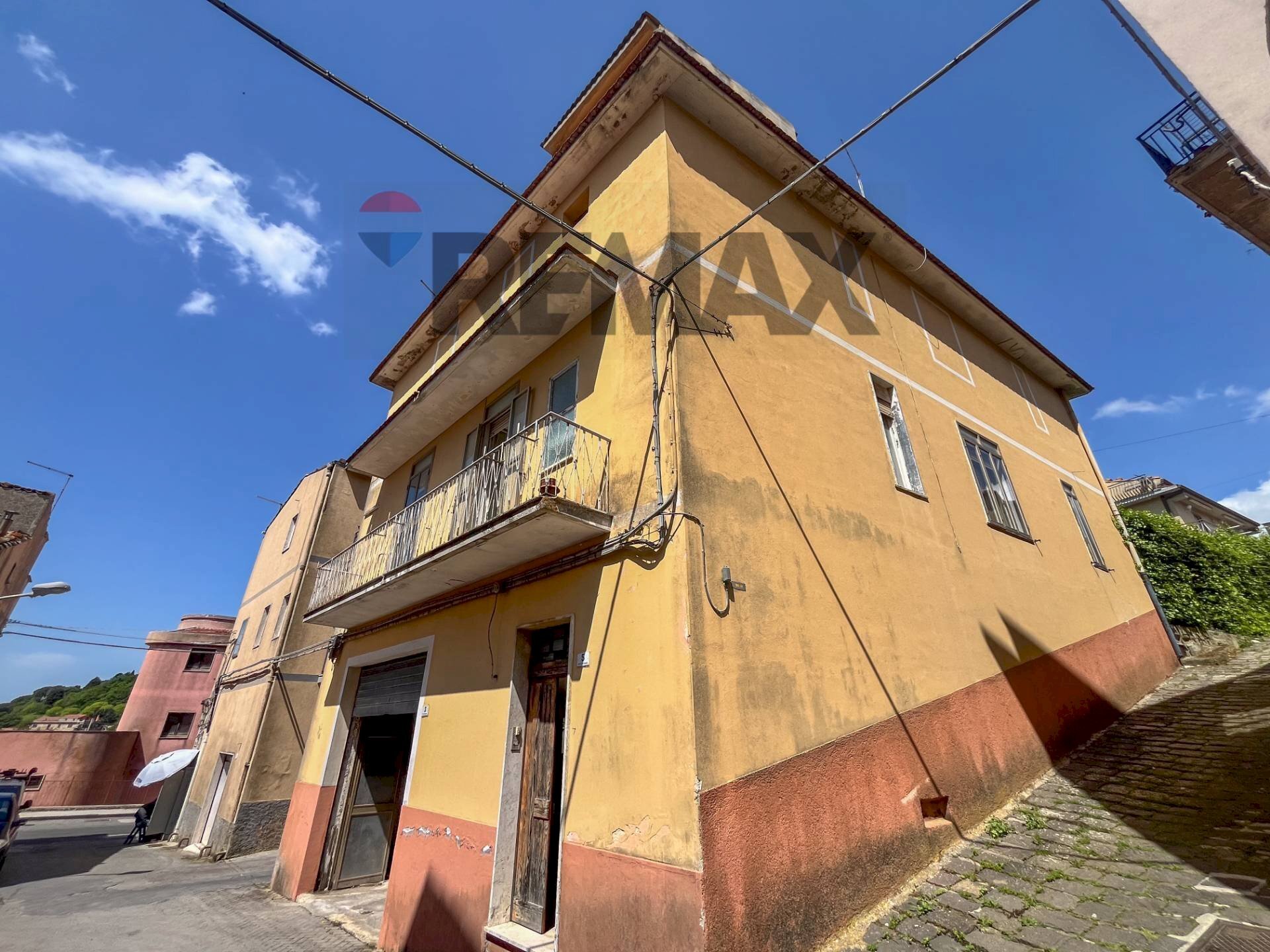 Edificio all\'aperto - Independent house Via Rodolfo Morandi
3-5, Buccheri - photo 3