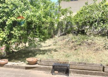Giardino - Casa indipendente Via Rodolfo Morandi
 
3-5, Buccheri - foto 12