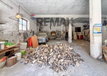 Garage - Casa indipendente Via Rodolfo Morandi
 
3-5, Buccheri - foto 42