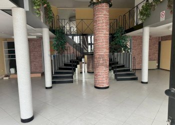 Ricezione / Lobby - Commercial Premises VIA VERDI, Chieti - photo 3