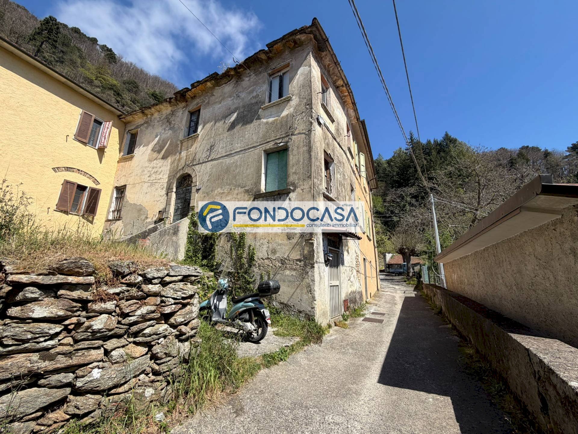 Facciata esterna - Rustico via Grotticelle, Seravezza - foto 2