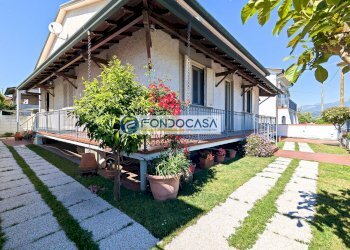 esterno - Villa Via Brunelleschi, Camaiore - foto 1