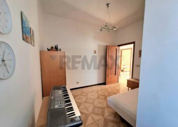 Camera / camera da letto - Four-room apartment Mesagne - photo 24
