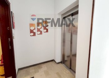 Hall / corridoio - Apartment Via Filippo Brunelleschi
 
104, Palermo - photo 19