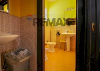 Bagno - Locale Commerciale Via Luigi Ferrannini
10/12, Bari - foto 8