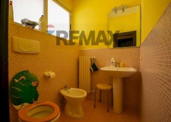 Bagno - Locale Commerciale Via Luigi Ferrannini
10/12, Bari - foto 9