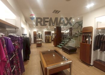 Cabina armadio - Locale Commerciale Napoli - foto 7