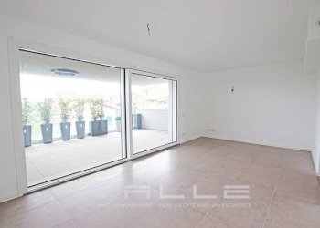 Soggiorno - Three-room apartment via alle cave, Torre Boldone - photo 11