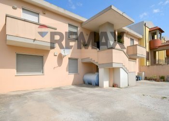 esterno - Three-room apartment Via Giuseppe di Vittorio
 
41, Selargius - photo 1