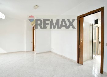 accesso alla cucina - Three-room apartment Via Giuseppe di Vittorio
 
41, Selargius - photo 9