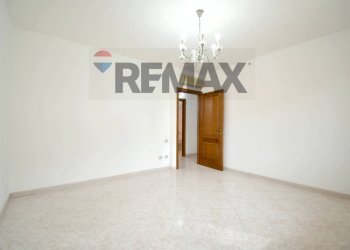 camera da letto nr.1 - Three-room apartment Via Giuseppe di Vittorio
 
41, Selargius - photo 16
