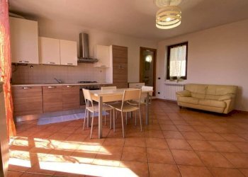 Cucina - Bilocale vicolo dei Romani, Casorate Sempione - foto 5