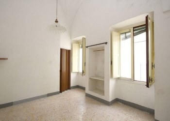 Camera da letto - Casa indipendente via Francesco Crispi, Parabita - foto 5
